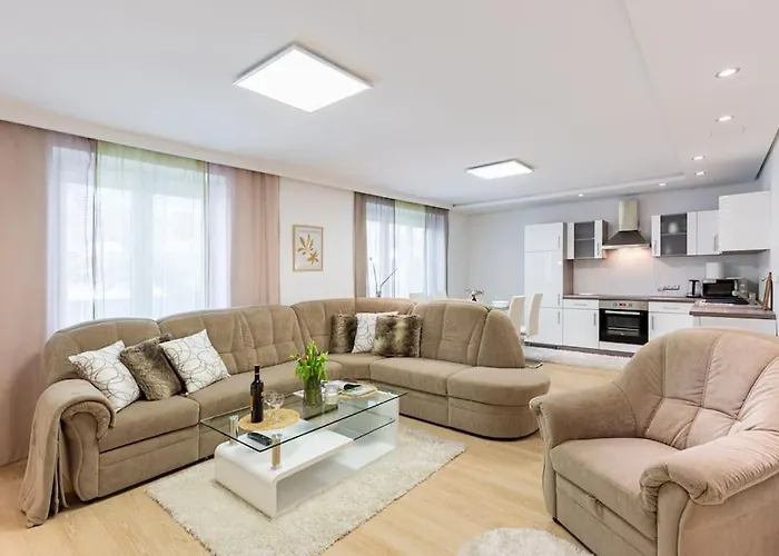 דירה Urban Retreat Near Old Town ברטיסלאבה