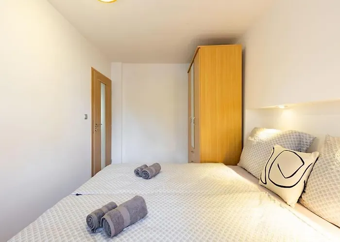 Appartamento Urban Retreat Near Old Town *